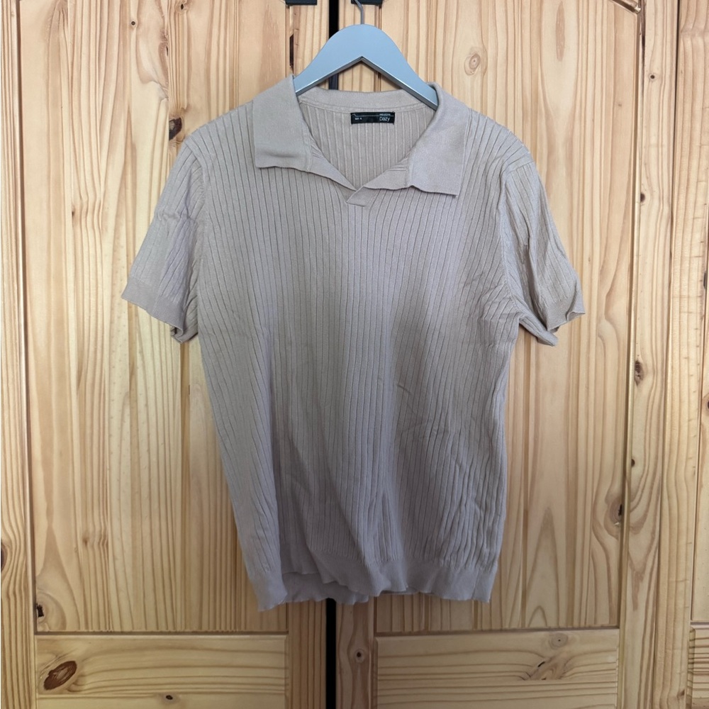 SHEIN Men's Tan Ribbed Polo Shirt